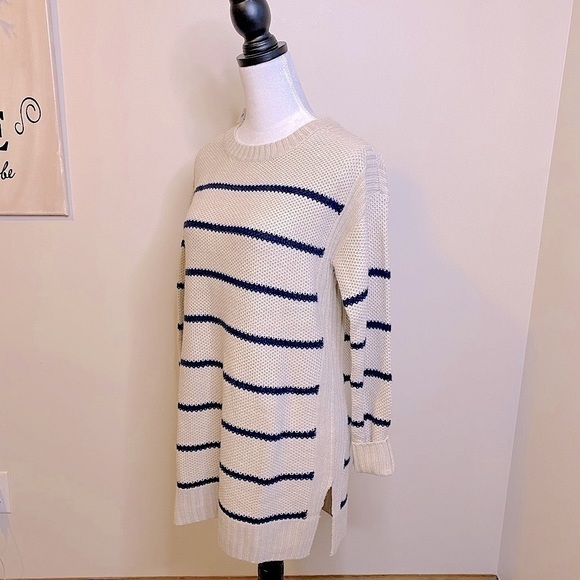 NWT a.n.a Oatmeal and Navy Stripe Crewneck Tunic Length Sweater Size Small - Picture 13 of 14